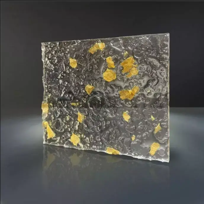 คุณสามารถใช้แผ่นอะคริลิกกลางแจ้งได้หรือไม่